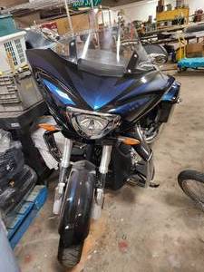 lot 6 image: 2011 Victory Cross Country- Like New 3835 miles Clear Kansas Title-