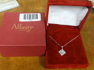 lot 1012 image: Affinity diamond pendant necklace w box