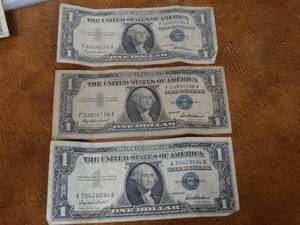 lot 1013 image: 3 silver certificates