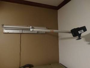 lot 1485 image: Wall mount light