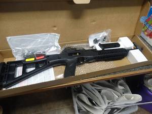 lot 1022 image: New Hi Point 9mm carbine rifle Model 995- New in box
