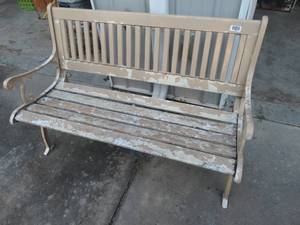 lot 1488 image: Metal frame bench