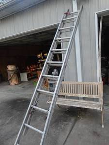 lot 1489 image: 20 ft extension ladder