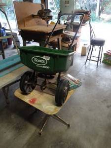 lot 1507 image: Small table & seed spreader