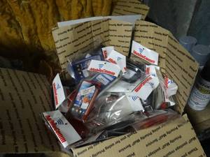 lot 1519 image: 2 boxes of assorted cell phone cases