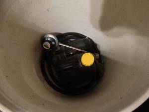 lot 1570 image: Bucket propane camp tank