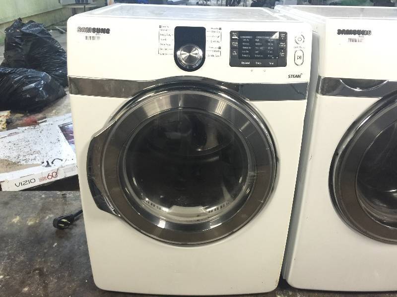 lot 8413 image: Samsung DV419AEW  27 Inch Electric Dryer with 7.4 cu.ft. Capacity, 11 Drying Cycles, 5 Drying Levels