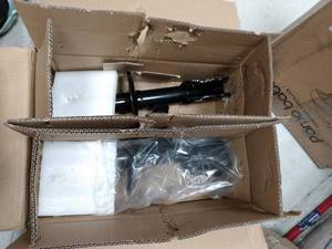 lot 40251 image: Shock Absorbers