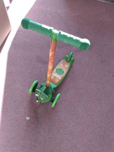 lot 42499 image: Dimensions Dinosaur scooter