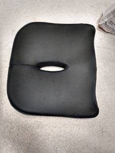 lot 40449 image: Wheelchair Seat Cushion
