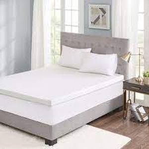 lot 7312 image: Cooling Gel Memory Foam Mattress Topper