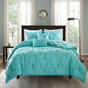 lot 2196 image: Madison Park Essentials Kasey Comforter Set-Casual Tufted Diamond Design to Ogee Print Reverse All Season Cozy Bedding, Shams, Decorative Pillow, FullQueen(90x90), Aqua 5 Piece