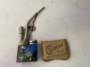 lot 7 image: Vintage Japanese water pipe, untested. climax plug pouch.