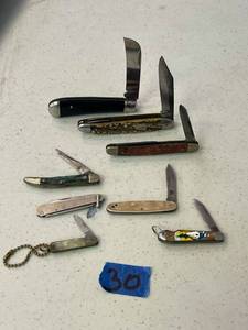 lot 30 image: Misc pocket knives #2- belkkp, nickels, richards sheffield, miniature un marked 5. QTY 8