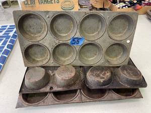 lot 55 image: Muffin Pans, 8 hole. Square edge corners, QTY 4