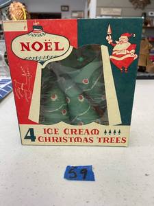 lot 59 image: Noel Paper ice cream Christmas tree cones