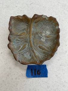 lot 110 image: Virginia metal crafter brass leaf sculpture PAPAIA 1948 PAT.