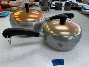 lot 116 image: aluminum hallite pots with copper toned lids-2