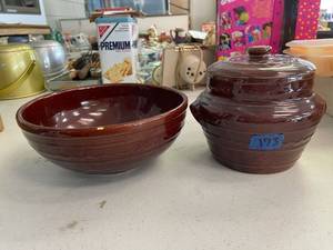 lot 173 image: Marcrest cookie jar, and bowl.