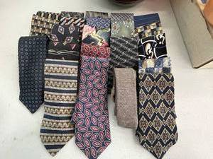 lot 174 image: Mens Ties-22