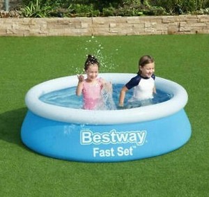 lot 54 image: Bestway Pool 183 cm x 51 cm