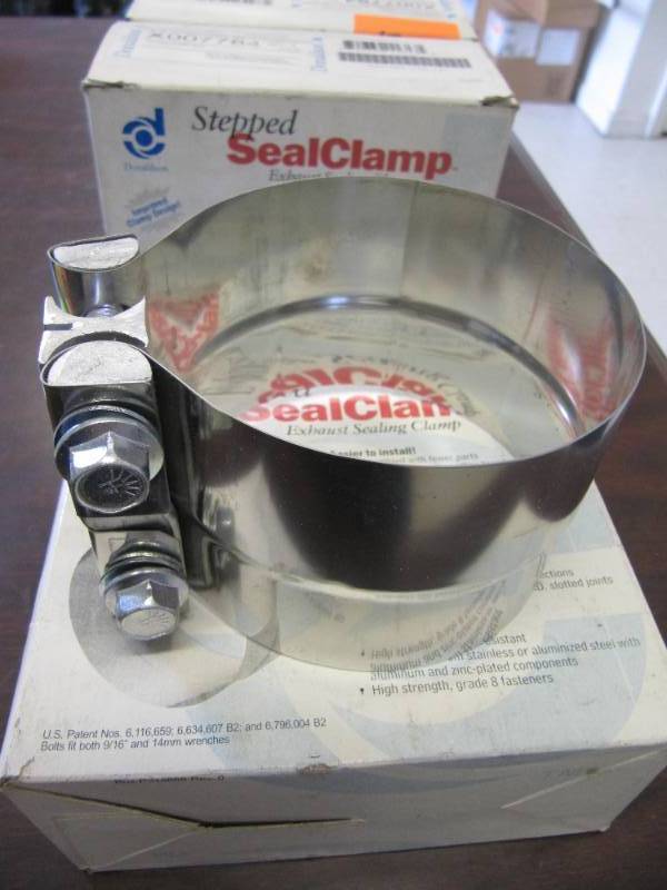 lot 1722A image: 3 NEW IN BOX STEPPED SEALCLAMP EXHAUST SEALING CLAMP # X007784