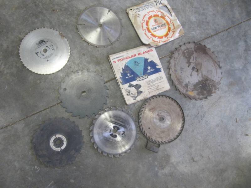 lot 549 image: 10 SAW BLADES SEVERAL NEW