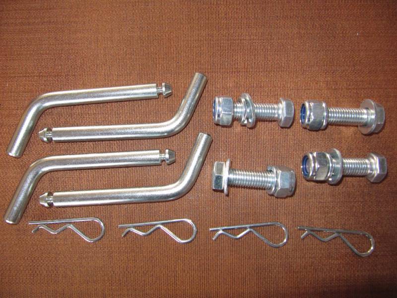 lot 2034 image: 4 NEW MOWER OR TRACTOR 12 PINS, 4 EACH 12 BOLTS, WASHERS, LOCKWASHERS, AND HEX LOCK NUT