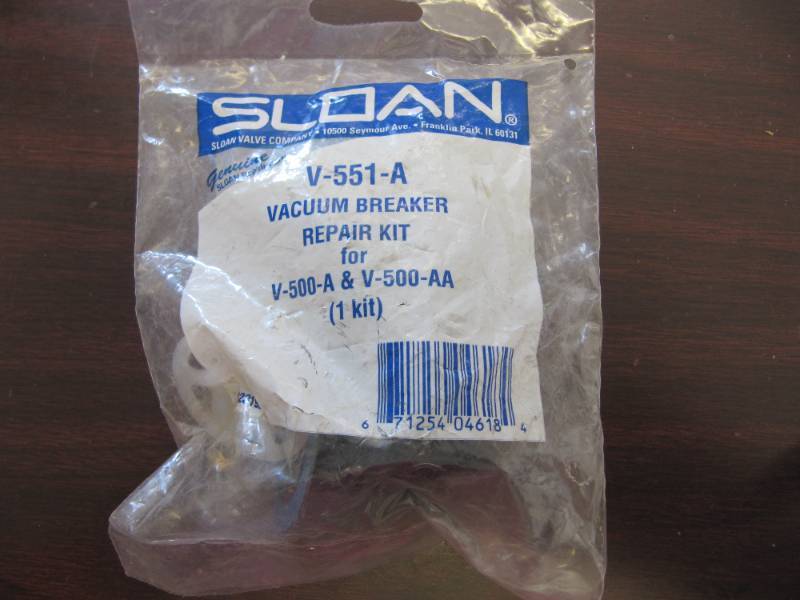 lot 2057 image: NEW SLOAN V-551-A VACUUM BREAKER