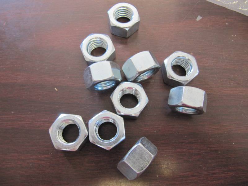 lot 2058 image: 10 NEW 58 HEX NUTS