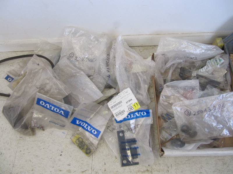 lot 2199 image: BOX OF VOLVO Truck Parts  BOLTS, NUTS, BELT, RINGS,