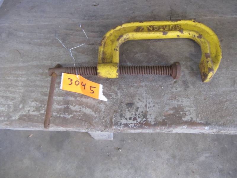 lot 3045 image: 4 INCH ADJUSTABLE C-CLAMP YELLOW