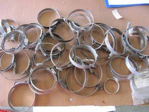 lot 518 image: 40 ASSORTED 3 4, 5 ,6, 8 CLAMPS