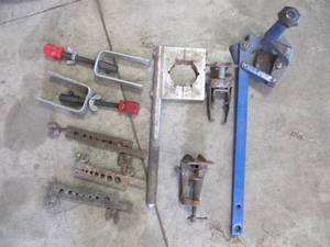 lot 606 image: BARREL CUTTER - AXLE THREDER - FLSRING TOOLD - SEL REMOVERS