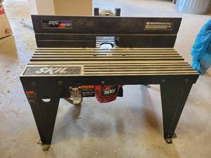 lot 29365 image: Skil 4510 Router Table With Router