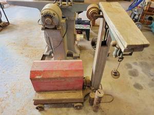 lot 29372 image: Vintage Scale With Extra Weights, Metal Red Tool Box