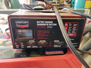 lot 29402 image: Century Battery Charger 612V