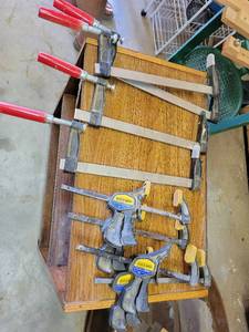 lot 29436 image: (8) Quick Clamps