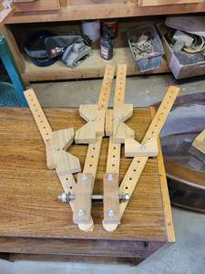 lot 29437 image: Adjustable Picture Frame Clamp