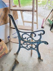 lot 29460 image: Iron Bench Ends
