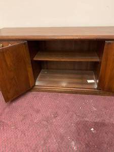 lot 1160 image: Wood credenza
