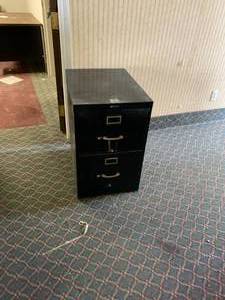 lot 1179 image: 2 drawer file cabinet