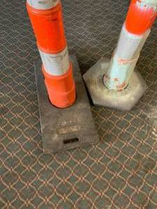 lot 1182 image: Construction cones