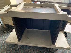 lot 1136 image: Hotel service cart