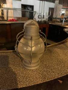 lot 1243 image: Lantern wall sconce light fixture