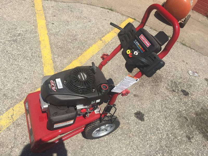 lot 8188 image: Craftsman 2800psi 2.3 GPM Gas Powered Pressure Washer