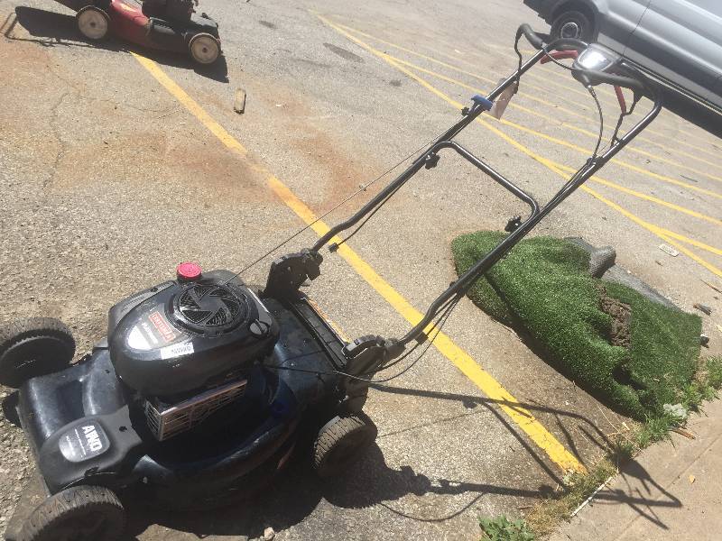 lot 8195 image: Craftsman 190cc Briggs & Stratton Platinum Series Engine, 22 All-Wheel Drive Lawn Mower