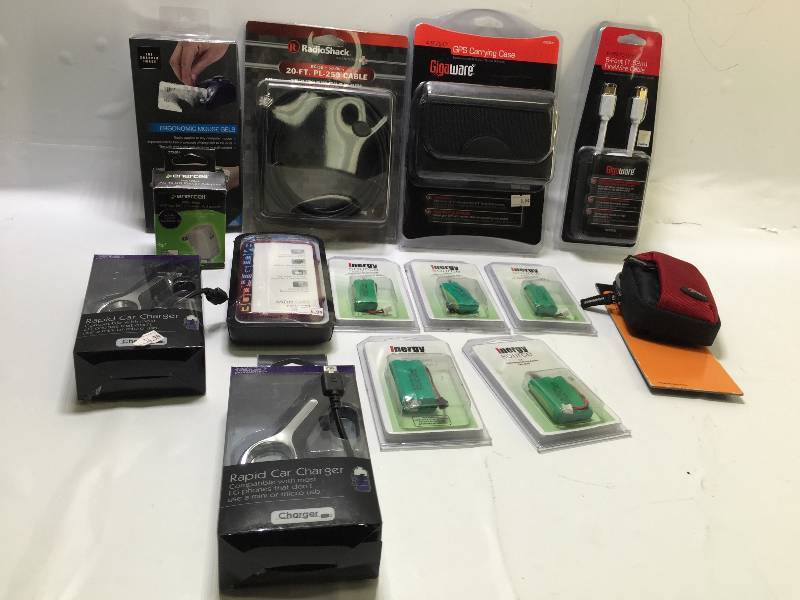 lot 1045 image: LOT OF MISC ITEMS