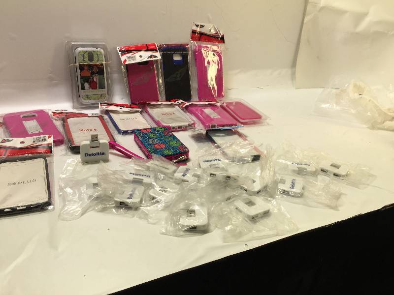 lot 1062 image: LOT OF MISC ITEMS