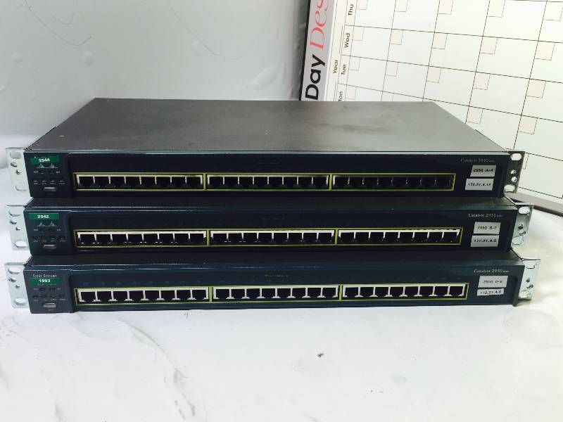 lot 1101 image: LOT OF 3  NETWORKING EQUIPMENT - WORKS - USED